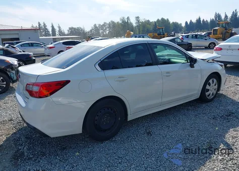 2018 Subaru Legacy 2.5I z USA, uszkodzony, nr VIN 4S3BNAA69J3023084